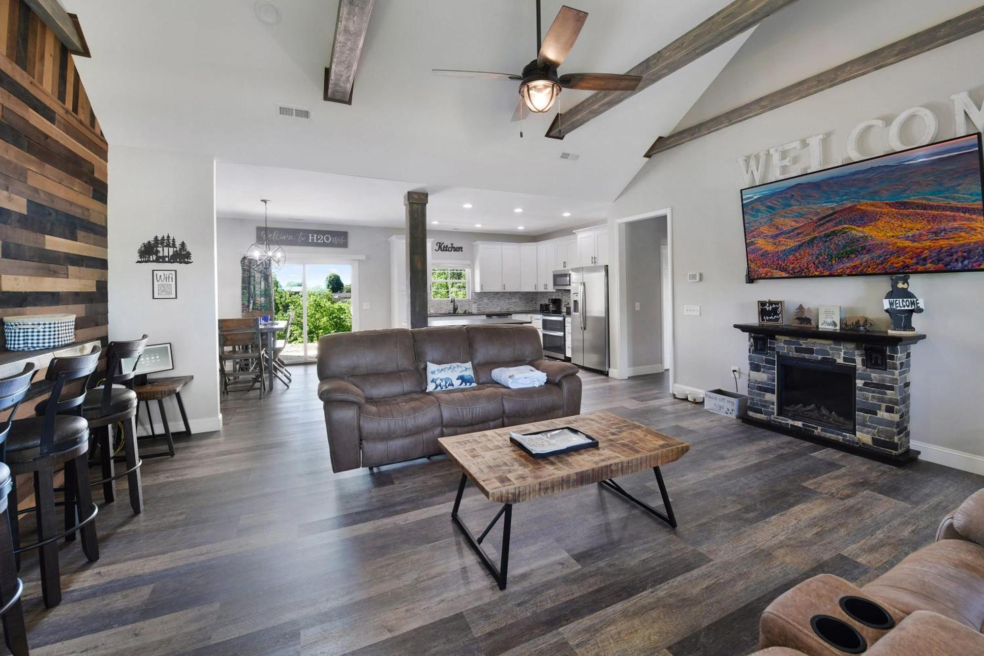 Villa H2Oasis Incredible Pool Retreat With Mountains Views! Sevierville Exterior foto