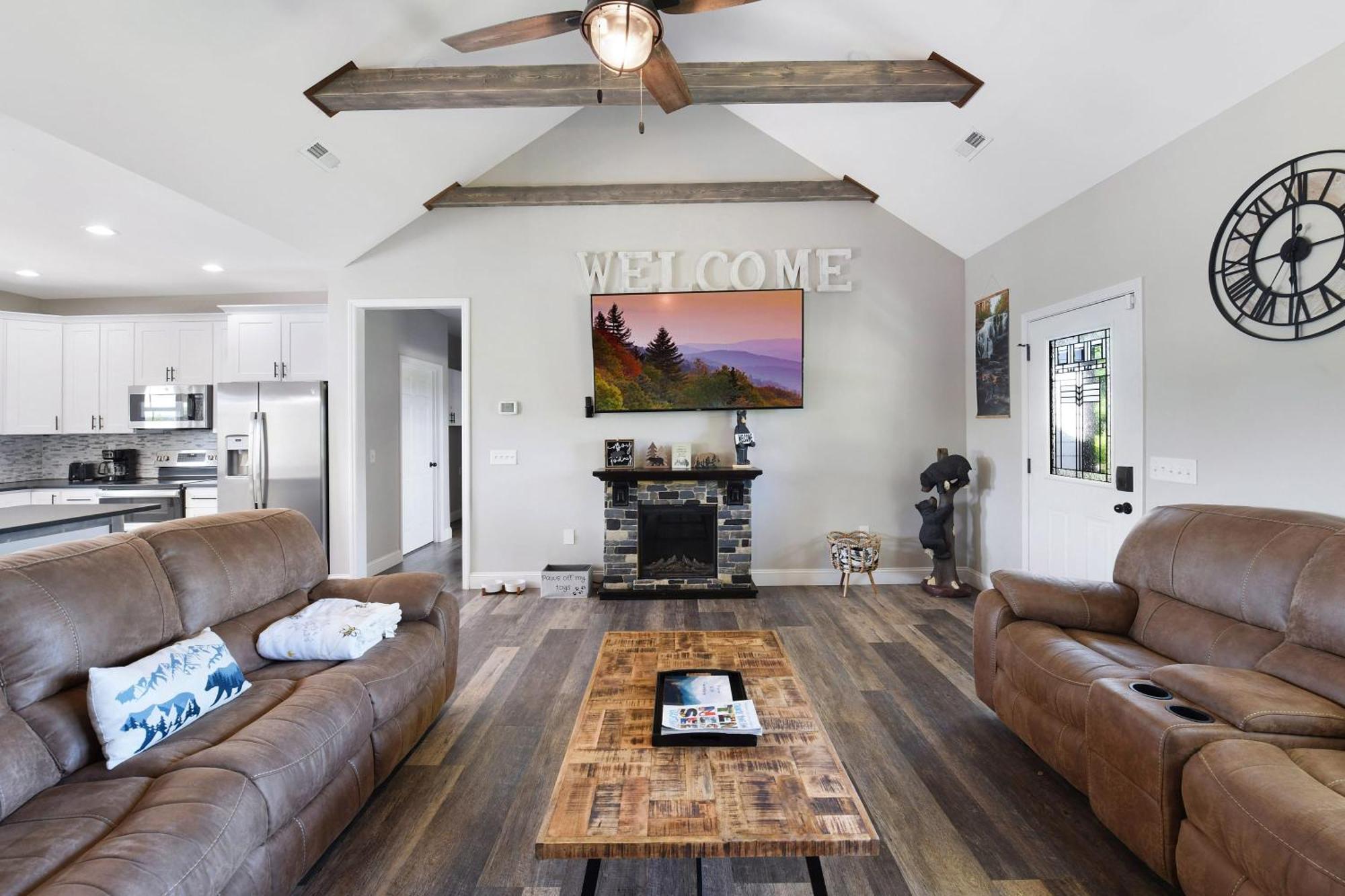Villa H2Oasis Incredible Pool Retreat With Mountains Views! Sevierville Exterior foto