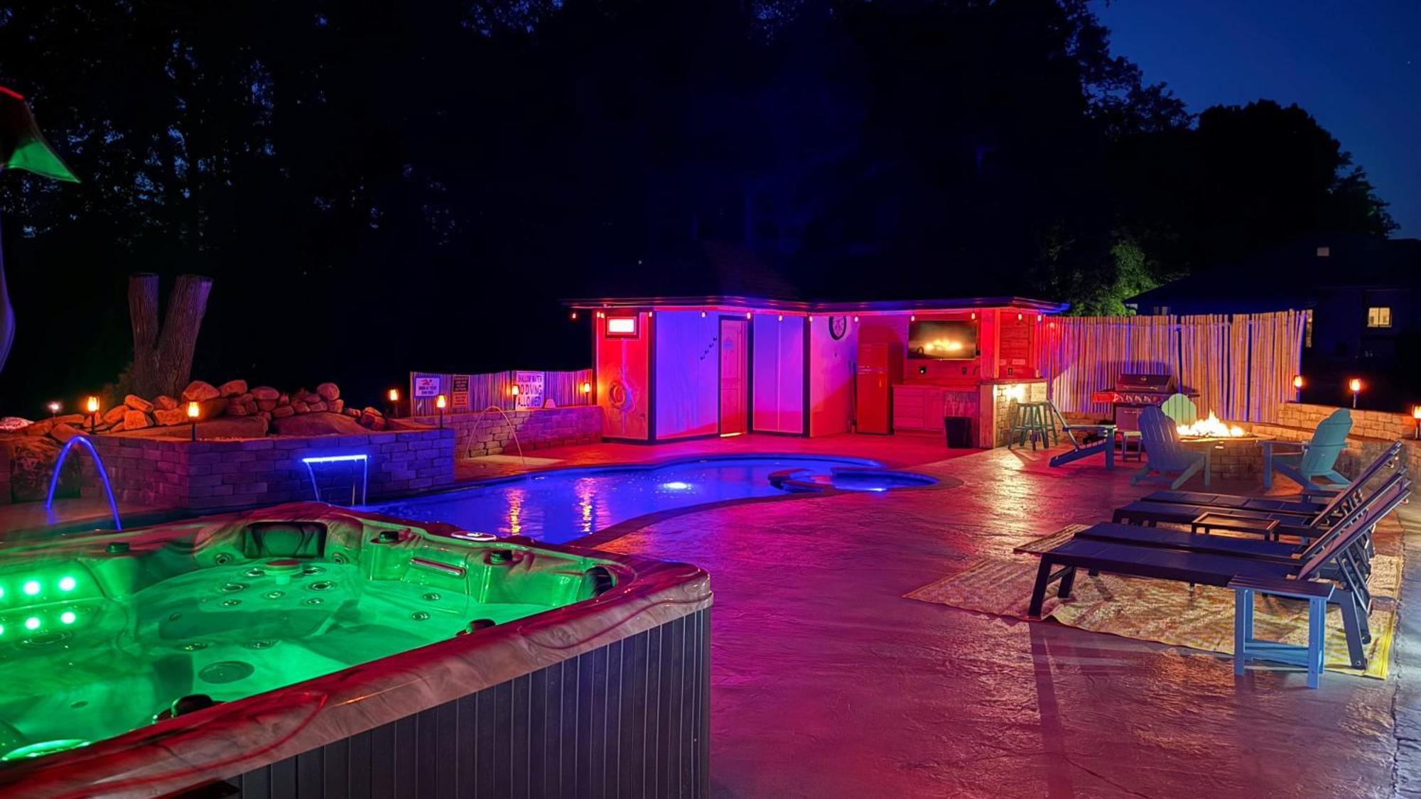 Villa H2Oasis Incredible Pool Retreat With Mountains Views! Sevierville Exterior foto